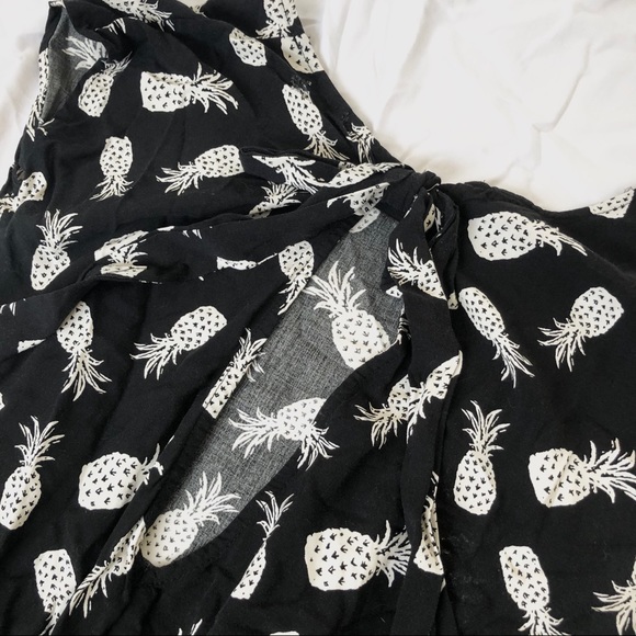 Pineapple Romper Black/White Cut-Out Back - Picture 3 of 7